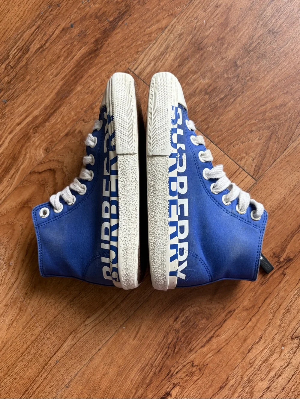 Burberry Kids US 11 C Blue High top Sneackers